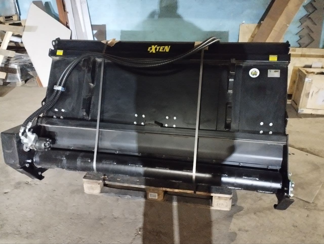 Пескоразбрасыватель